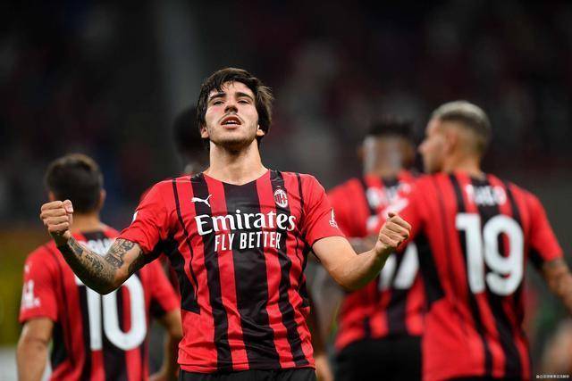 车标玩梗掀热潮，网友创意百出引发热议